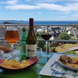 https://appartement-bretagne-vue-mer-sur-les-hauts-d-erquy.inbrittany.com